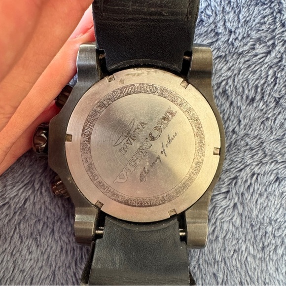 Invicta Reserve Venom Men Model 20226 Watch - Picture 8 of 9